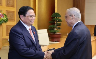 Premierminister Pham Minh Chinh empfängt den Gründer des indischen Konzerns Infosys