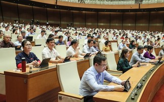 Lawmakers discuss revisions to vote of confidence regulations
