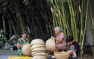 หมู่บ้านจักสานร้อยปีในนครโฮจิมินห์