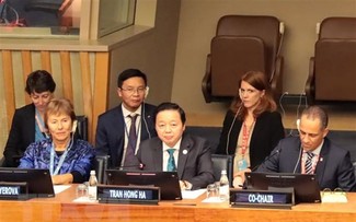 Conférence sur l’eau de l’ONU: Trân Hông Hà fait part des approches du Vietnam