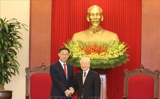 Liu Ning reçu par le secrétaire général du PCV Nguyên Phu Trong
