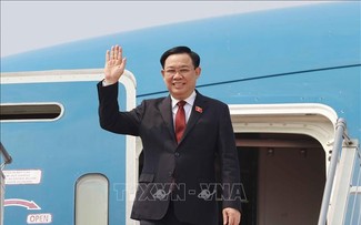 Vuong Dinh Huê en visite officielle au Bangladesh et en Bulgarie