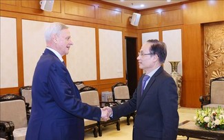 Le Premier vice-ministre russe des Affaires étrangères en visite au Vietnam