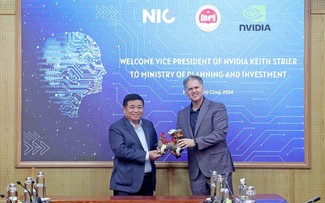 Coopération entre le Vietnam et NVIDIA dans les semi-conducteurs et l'IA