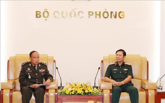 Việt Nam - Campuchia tăng cường chia sẻ nhận thức chung về vấn đề chiến lược quốc phòng 