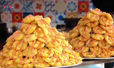 Traditioneller Geschmack der gebratenen Garnelen-Krapfen Ho Tay