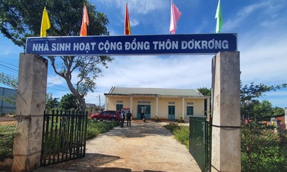 Desa Dok Rong di Provinsi Gia Lai Bersatu Membangun Pedesaan Baru