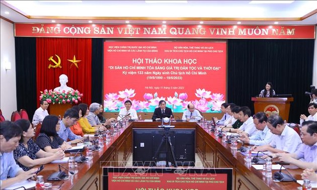  Warisan Ho Chi Minh Bersinar dengan Nilai-Nilai Bangsa dan Zaman