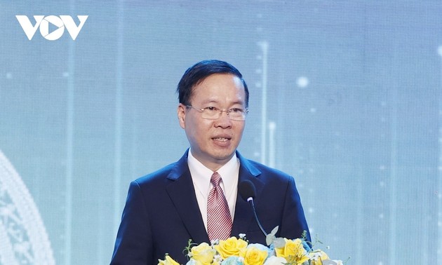Presiden Vietnam, Vo Van Thuong Hadiri Upacara Peringatan HUT ke-10 VSIP Quang Ngai