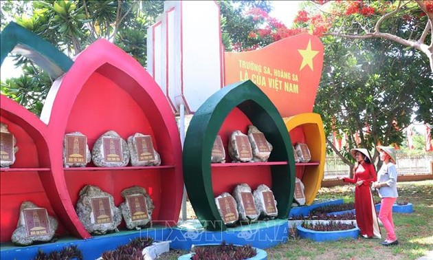 Banyak aktivitas memperingati ultah ke-130 Hari Lahir Presiden Ho Chi Minh di Situs Peninggalan Sejarah Doktor Muda Nguyen Sinh Sac 