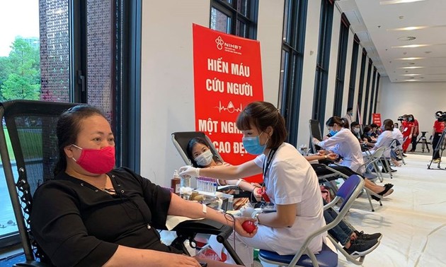 Program penyumbangan darah “Tetesan darah merah terima kasih” menutup Perjalanan Merah 2020