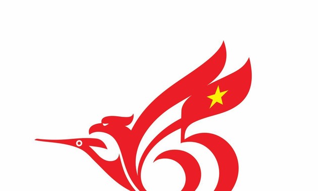 Mengumumkan hasil sayembara pembuatan logo peringatan ultah ke-65 penggalangan hubungan diplomatik Vietnam–Indonesia