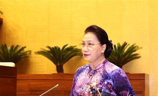 Ketua MN Vietnam Menemui Para Peserta Kongres Memuji Pola-Pola Belajar Seluruh Negeri