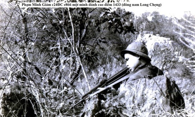 Kemenangan Pahlawan Hoang Minh Giam di Dataran Guci Xiangkhoang