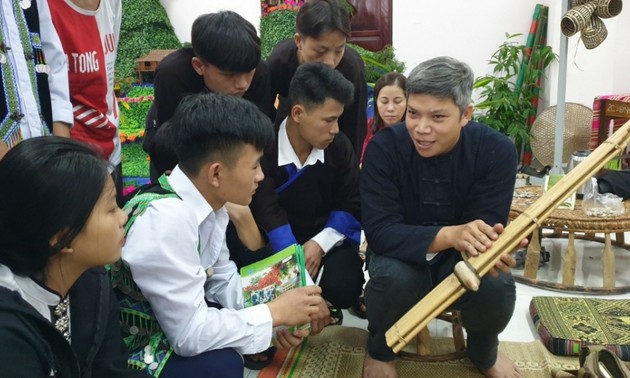 Muong Lo Mengajar Keindahan Budaya Masyarakat Thai