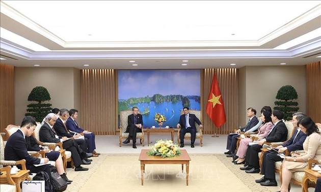PM Pham Minh Chinh Terima Direktur Eksekutif Grup Intel