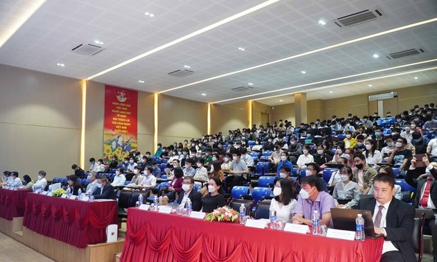Proyek Akademi Vokasi STEM Kawasan Vietnam Tengah
