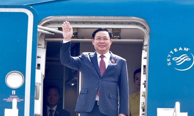 Ketua MN Vuong Dinh Hue Mulai Kunjungan Resmi di Filipina
