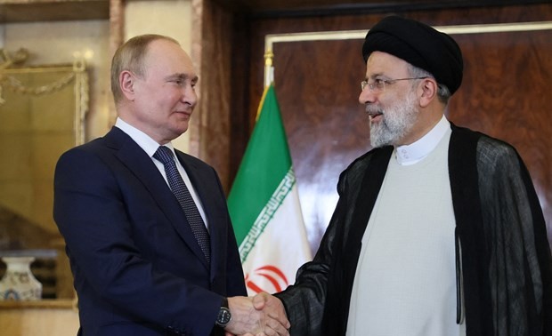 Presiden Rusia dan Iran Adakan Pembicaraan Telepon ke-2 dalam Waktu 9 Hari