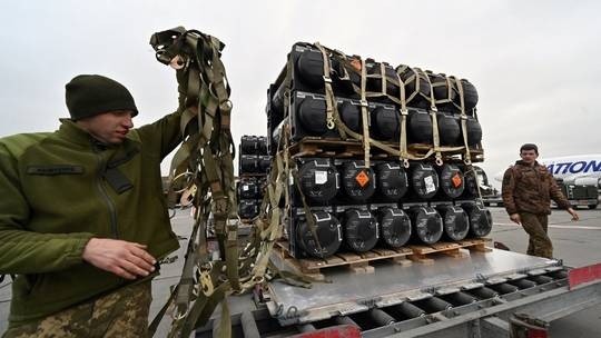 AS Terus Berikan Bantuan Militer Senilai 425 Juta USD kepada Ukraina
