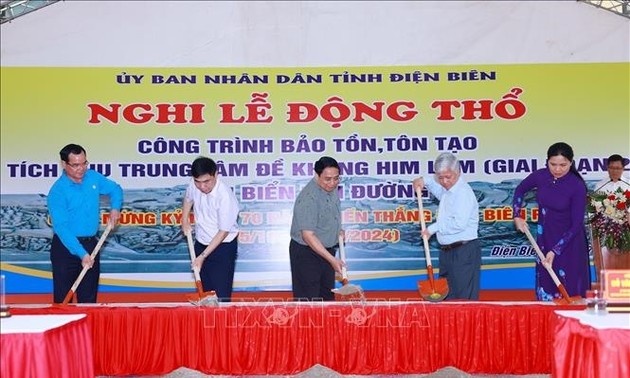 PM Pham Minh Chinh Hadiri Upacara Pencangkulan Pertama Reklamasi Zona Perlawanan Him Lam dan Pemberian Nama Jalan di Kota Dien Bien Phu