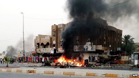 Irak sigue viviendo bajo atentados mortales en serie