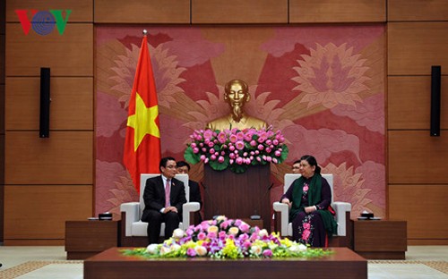 Vietnam y Laos siguen con reforzamiento de amistad histórica y cooperación integral
