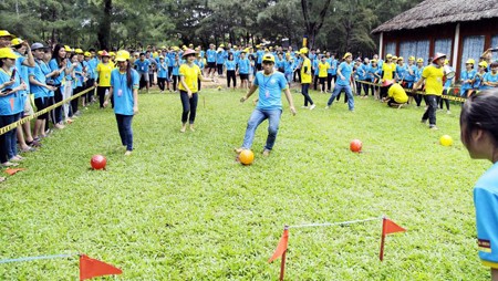 Campamento de Jóvenes Budistas transmite el amor de la tierra oriental de Vietnam 