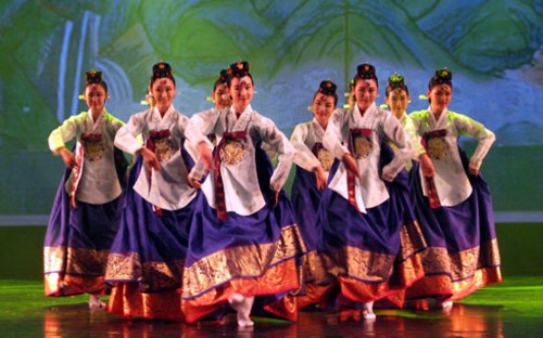 Inaugurado Festival Internacional de Danza 2017 en la provincia norteña de Ninh Binh