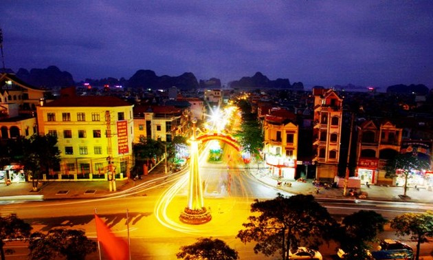 La provincia de Quang Ninh abandera la reforma administrativa de Vietnam