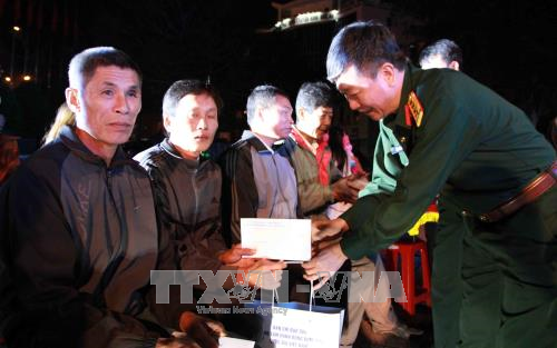 Provincia de Dak Lak ayuda a las víctimas de explosivos remanentes