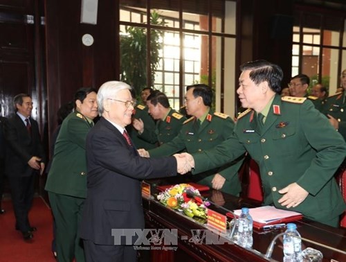 Vietnam consolida el potencial del Ejército para la construcción y defensa nacional