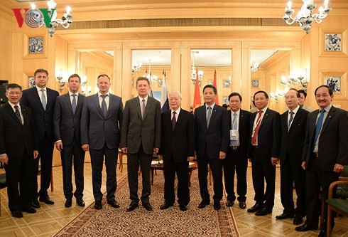 Empresas líderes de petróleo de Rusia buscan impulsar la cooperación con Vietnam