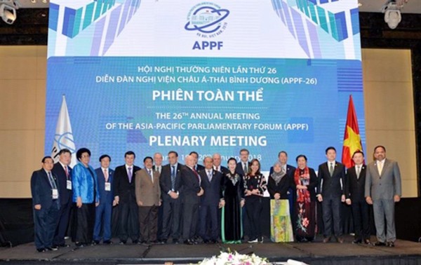 Diplomacia parlamentaria, factor clave para el avance de Vietnam en 2018