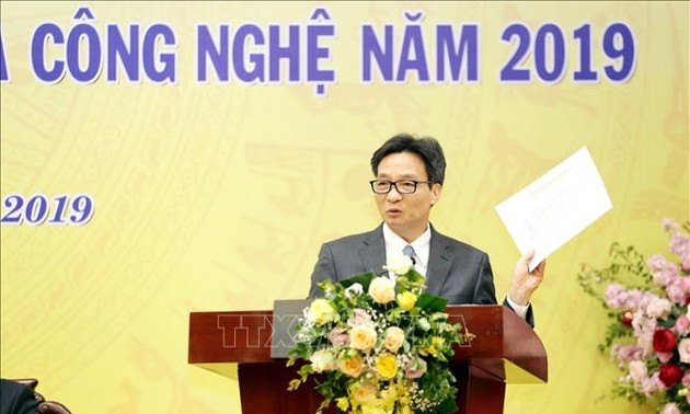 Vietnam evalúa logros científico-tecnológicos con planes para el desarrollo en 2019 