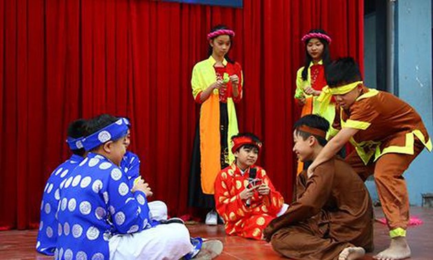 Escenificación de obras literarias, nuevo método de enseñanza en escuelas vietnamitas