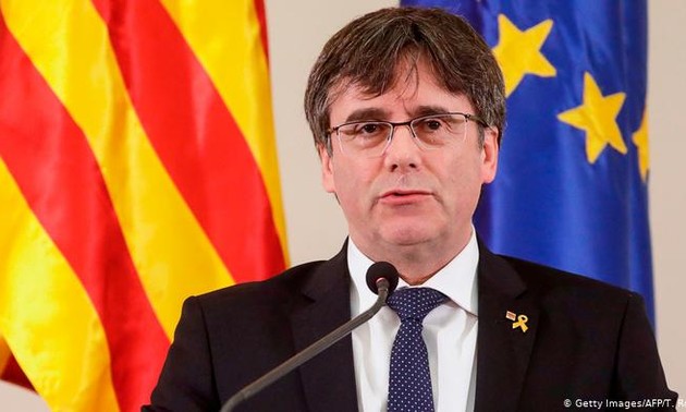 España considera la candidatura del expresidente de la Generalitat Carles Puigdemont a las elecciones