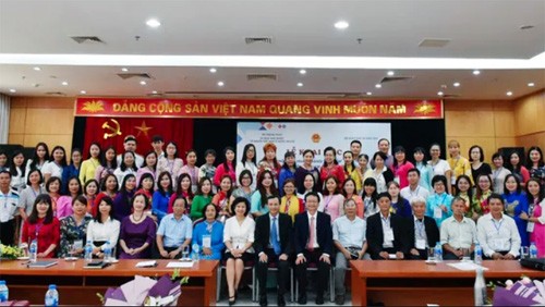 Vietnam impulsa la enseñanza de la lengua materna entre compatriotas en el extranjero
