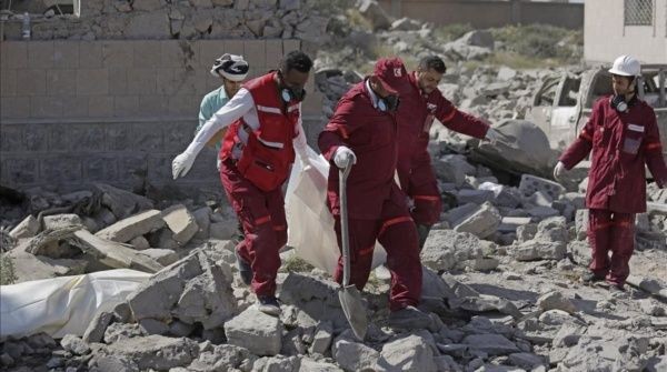 Bombardeos de coalición contra los hutíes se cobran más de 100 vidas