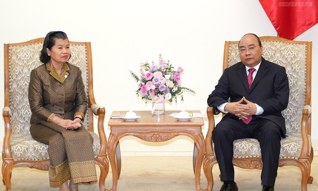 Продолжается активизация дружественных отношений Вьетнам-Камбоджа в духе взаимовыгодного сотрудничества  