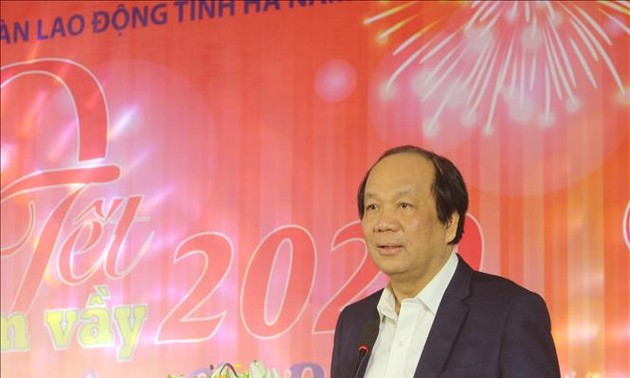 Fortalecen actividades en apoyo a trabajadores vietnamitas en vísperas del Año Nuevo Lunar 2020
