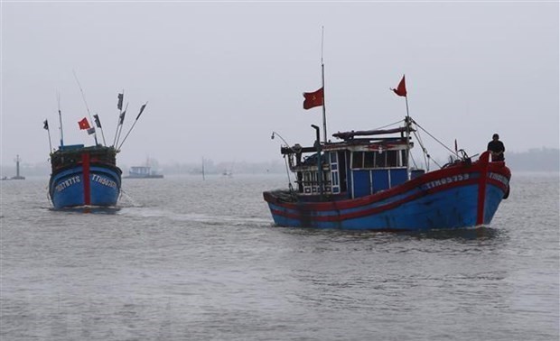 Vietnam rechaza ataques de policía marítima de China contra sus pescadores