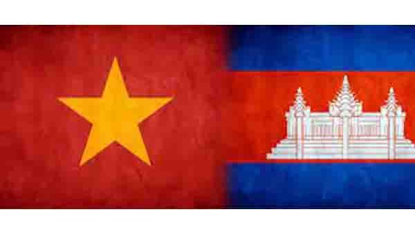 Líderes vietnamitas felicitan a sus homólogos de Camboya en ocasión de 70 años de la fundación del PPC