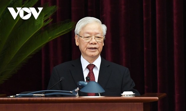El máximo líder político de Vietnam llama a la solidaridad de todo el pueblo para triunfar en la pandemia del covid-19