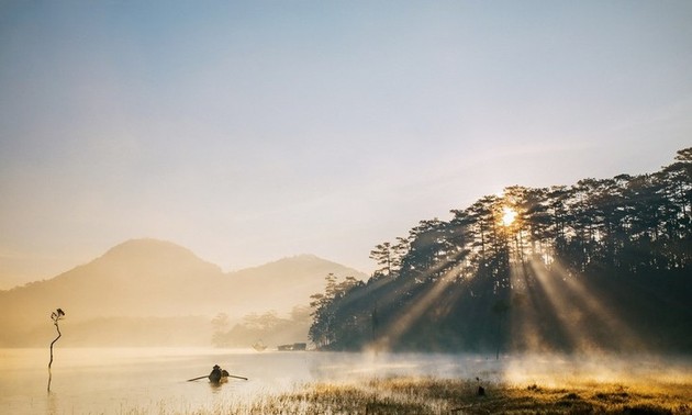 La belleza del lago Tuyen Lam en Da Lat