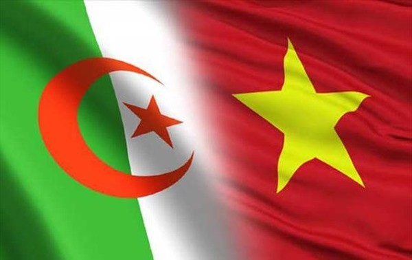Vietnam en el Comité Ejecutivo de la Asociación de Amigos Internacionales de la Revolución Argelina