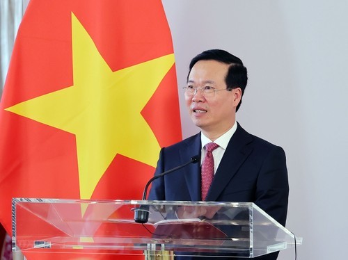 Presidente de Vietnam envía una carta al sector educativo con motivo del nuevo año académico 2023-2024