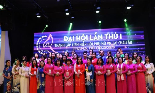 Se funda la Unión de Mujeres Vietnamitas en Europa