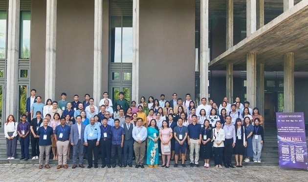 Simposio internacional sobre nanobiotecnología, tecnología de biosensores e informática en Binh Dinh