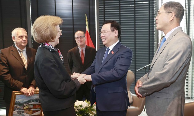 Vietnam impulsará la amistad con Bulgaria, confirma el Presidente de la Asamblea Nacional